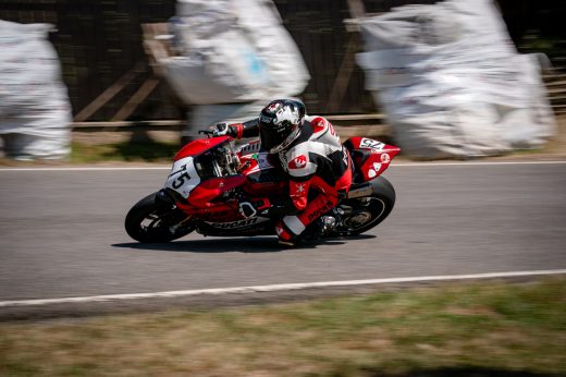 Sportovní fotografie – Česká Tourist Trophy - IRRC - ESR 2026, Hořice, startovní číslo 75