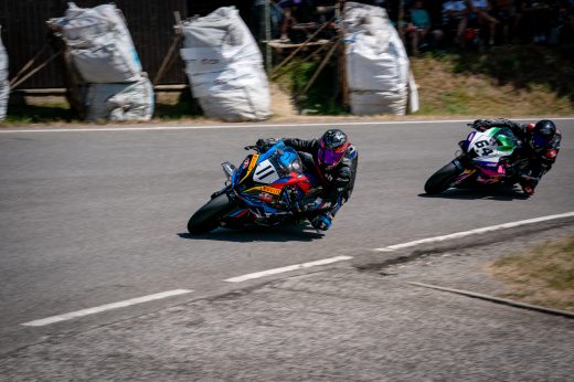 Sportovní fotografie – Česká Tourist Trophy - IRRC - ESR 2026, Hořice, startovní číslo 11, 64
