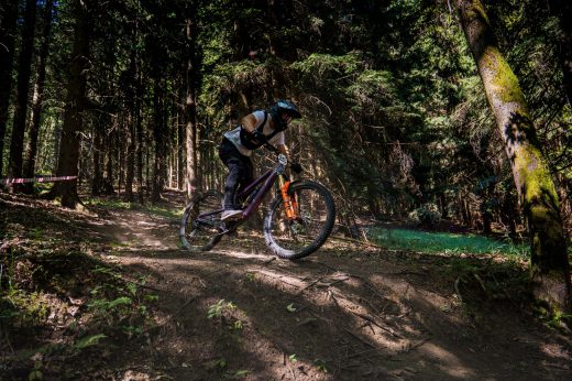 Sportovní fotografie – Enduro Race Czarna Gora 2026, Czarna Gora, startovní číslo 251