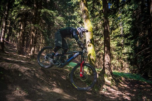 Sportovní fotografie – Enduro Race Czarna Gora 2026, Czarna Gora, startovní číslo 81