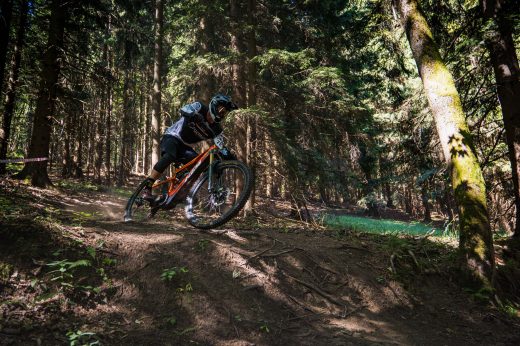 Sportovní fotografie – Enduro Race Czarna Gora 2026, Czarna Gora, startovní číslo 78