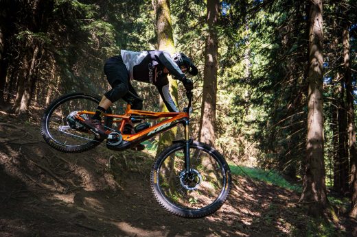 Sportovní fotografie – Enduro Race Czarna Gora 2026, Czarna Gora, startovní číslo 78