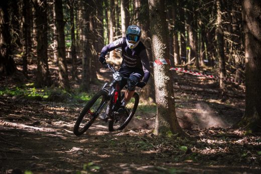Sportovní fotografie – Enduro Race Czarna Gora 2026, Czarna Gora, startovní číslo 7