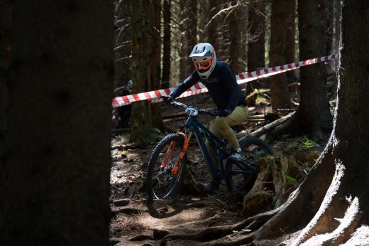 Sportovní fotografie – Enduro Race Czarna Gora 2026, Czarna Gora, startovní číslo 17