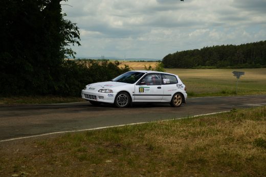 Sportovní fotografie – Podorlická Rally 2026, Opočno, startovní číslo 93