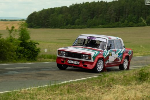 Sportovní fotografie – Podorlická Rally 2026, Opočno, startovní číslo 85
