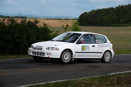 Sportovní fotografie – Podorlická Rally 2026, Opočno, startovní číslo 108