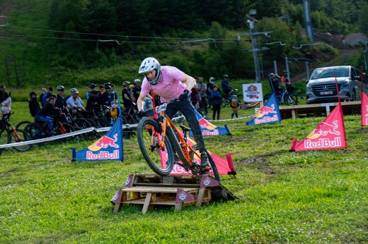 Sportovní fotografie – Red Bull Raw Slalom 2026, Buková hora, startovní číslo 706