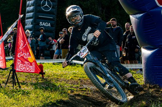 Sportovní fotografie – Red Bull Raw Slalom 2026, Buková hora, startovní číslo 746