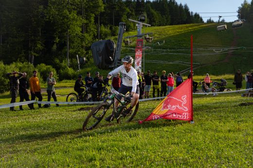 Sportovní fotografie – Red Bull Raw Slalom 2026, Buková hora, startovní číslo 774